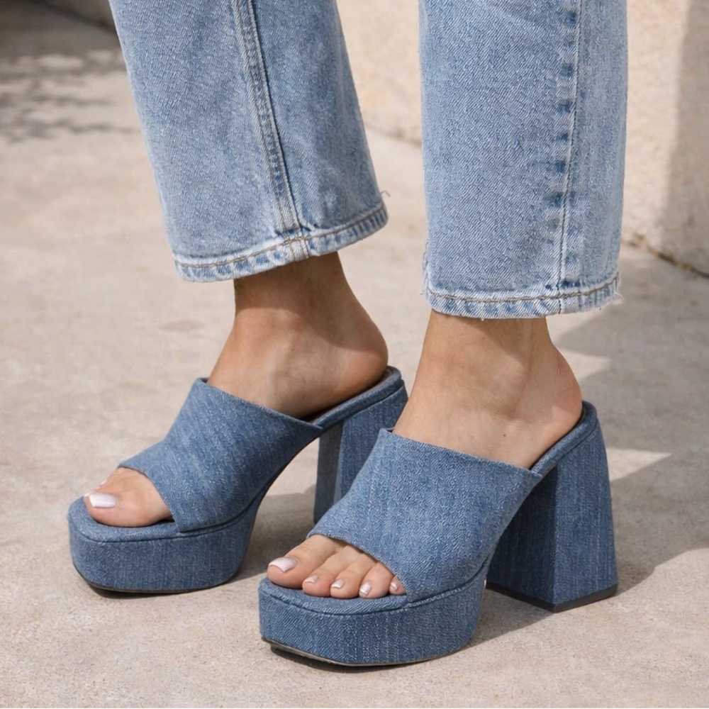 Denim Square Toe Wolf Heel